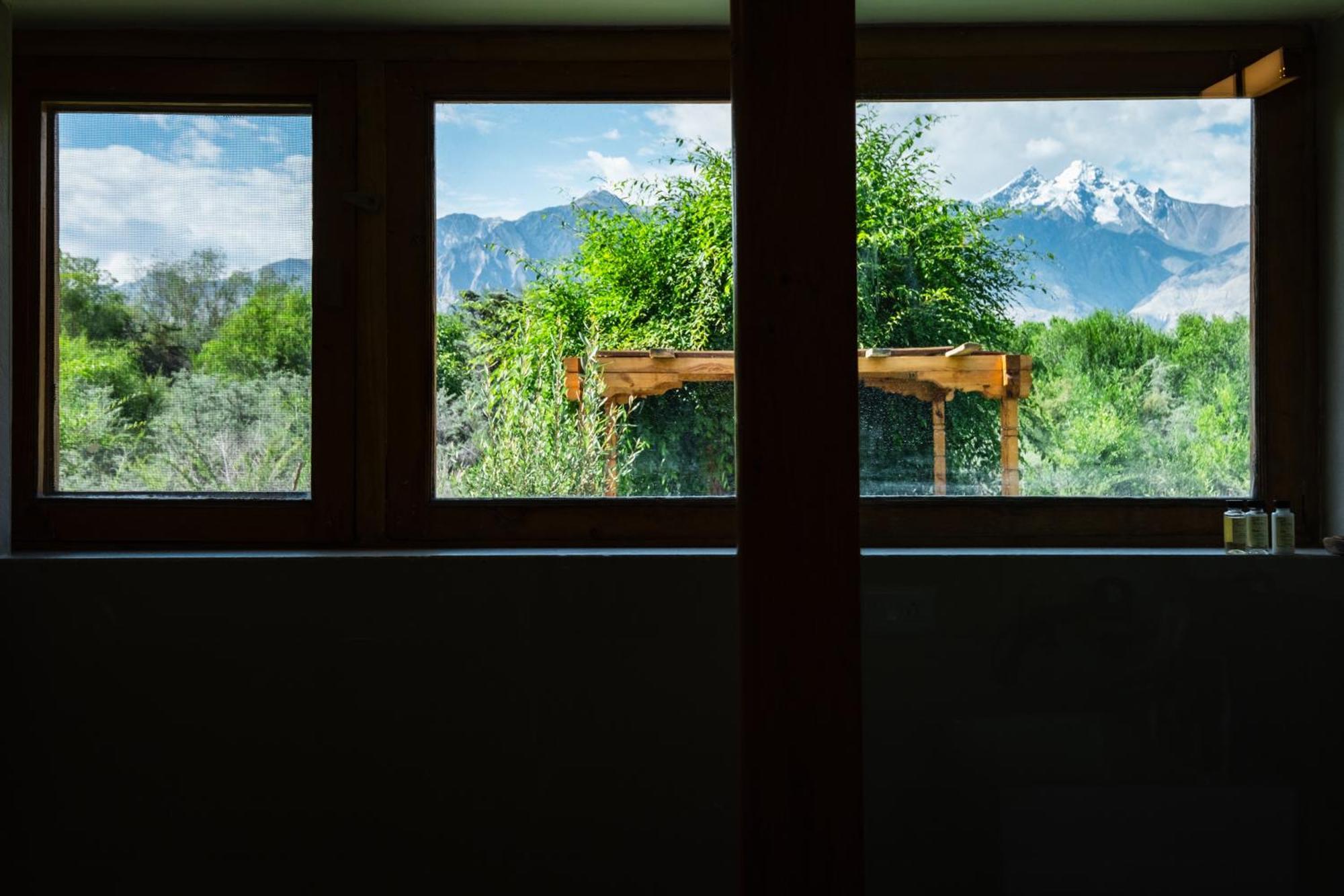 Hotel Lchang Nang Retreat-The House Of Trees-Nubra Valley Sumur Exterior foto